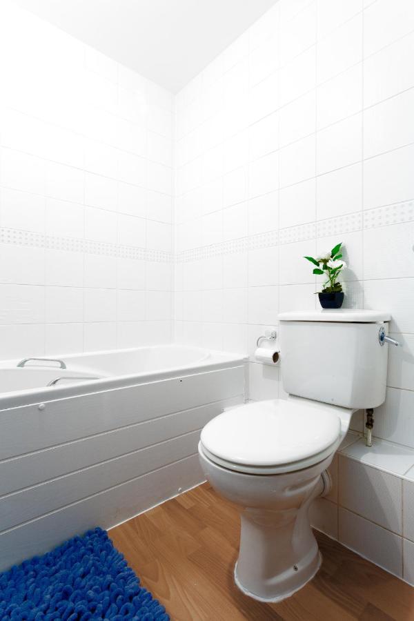 Absolute Stays At The Qube -Utilita-City Center-The Rep-Icc-Nia-Edgbaston Cricket-Free Wifi- Contractors-Sealife-Brindleyplace Birmingham Dış mekan fotoğraf